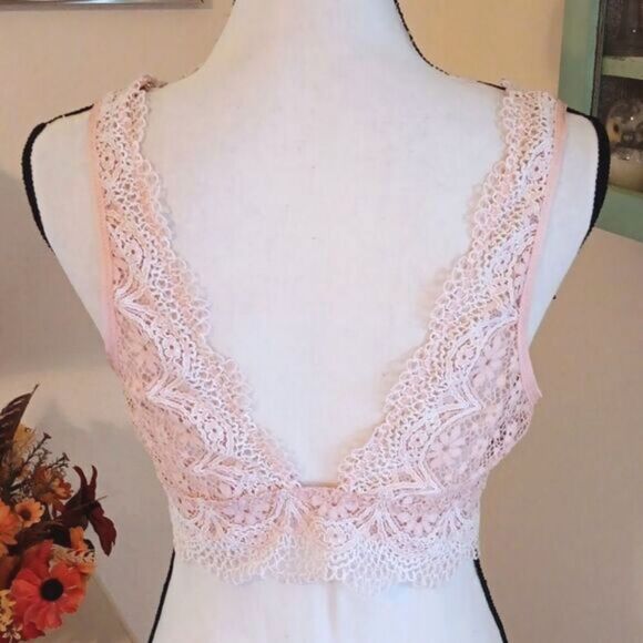 Victoria's Secret Bralette - Picture 4 of 9